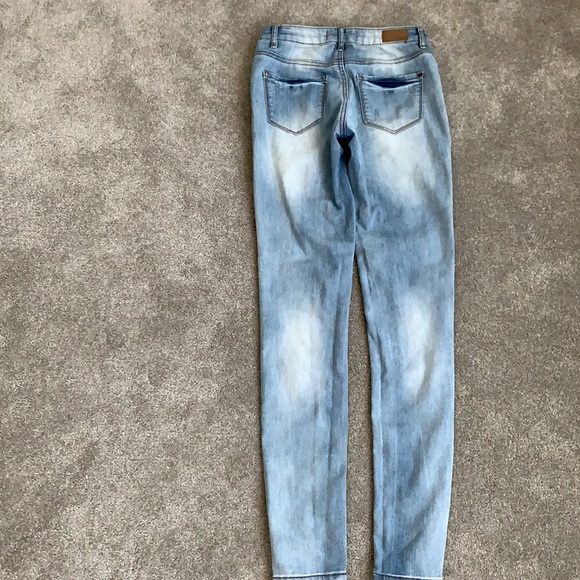 Blue Jeans - Picture 2 of 2